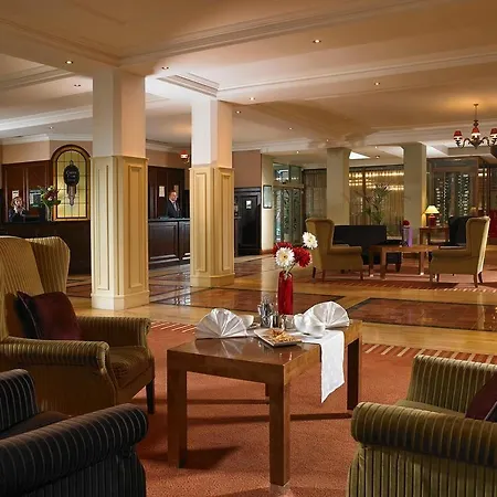 Camden Court Otel