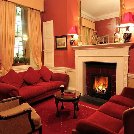 Castle Hotel 4*