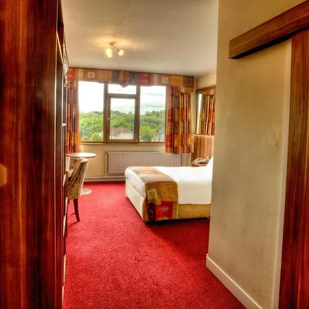 Hotel West County