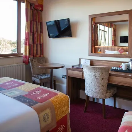 Hotel West County 3*