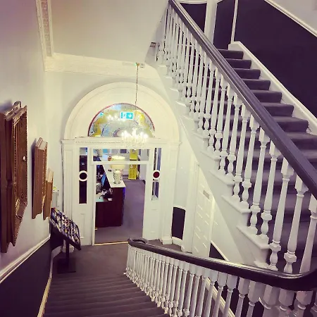 Hotel St George By Nina 3*