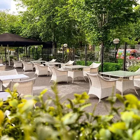 Hampton Hotel 4*