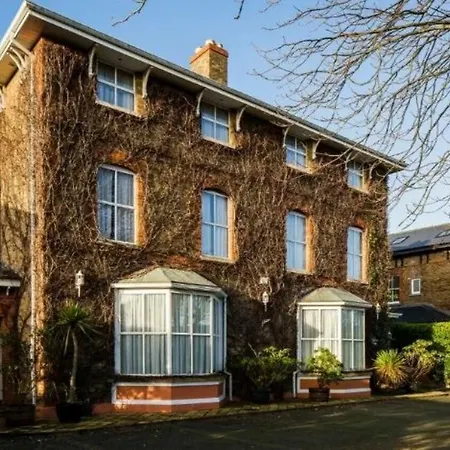 Aberdeen Konukevi 4*