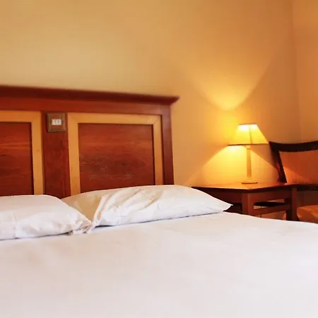Hotel Lynams 2*