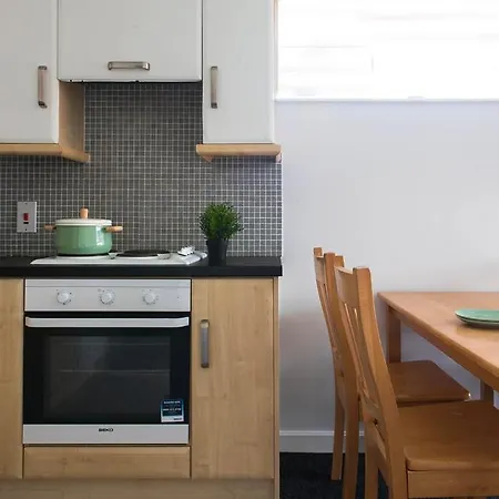 Apartament Hazelwood Short Stay Accommodation *