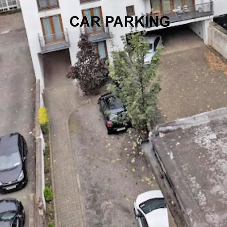מלון Baggot Court Townhouse 3*