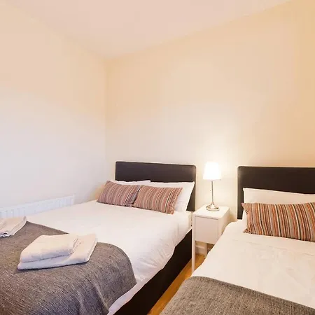 Stunning 3-bed In 1 Dublin