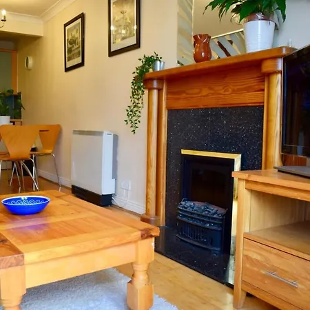 2 Bedroom Beside Merrion Square