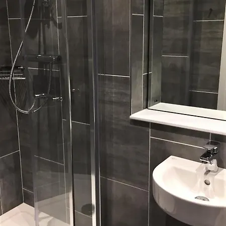 Highfield Park Student Apartment