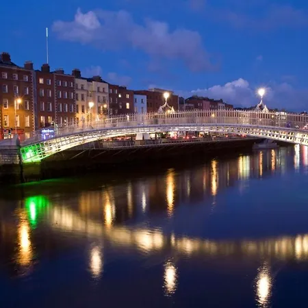 Apartment Central Penthouse By The River Liffey *