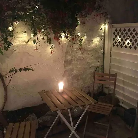 Hébergement de vacances Entire House, Sleeps 2-6, Sunroom, Outside Yard Dublin