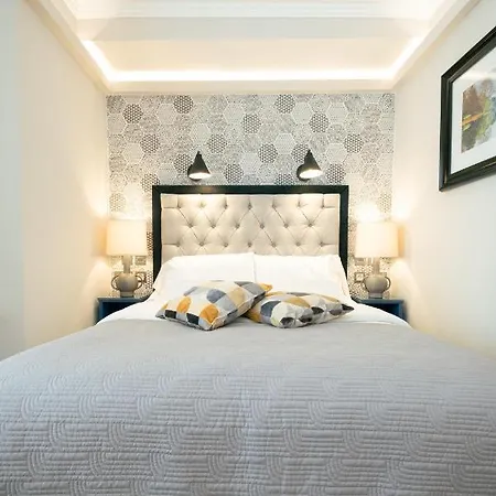 Roxford 3* Dublin