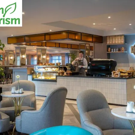 Maldron Hotel, Newlands Cross 4*