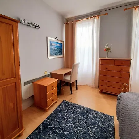 Homestay Synnott Place *