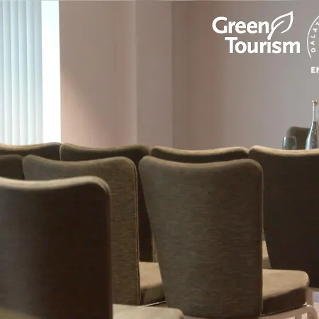 Maldron Hotel, Newlands Cross 4*