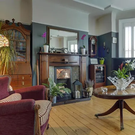 Bed & Breakfast Avoca House Dublin