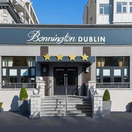伯宁顿休闲中心酒店 酒店