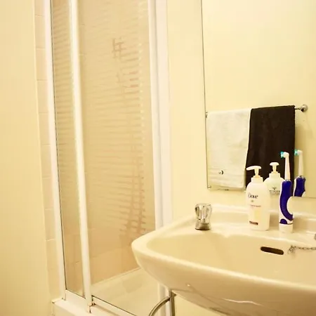 Lovely 1 Bedroom In Apartment Dublin
