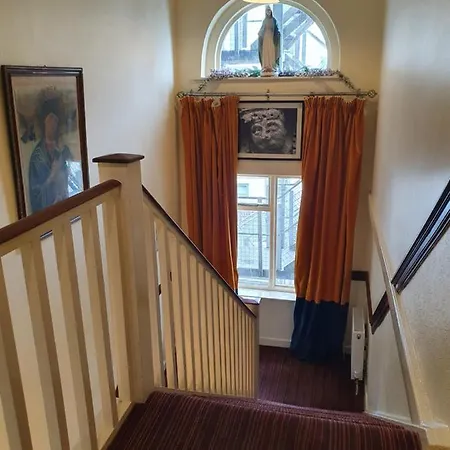 Pillar