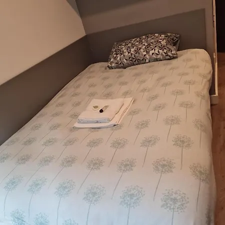 Ensuite For Ireland Students Only, - Sk *