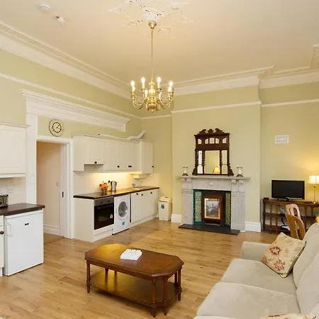 Apartment Glencourt *