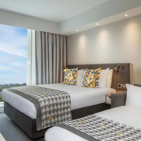 - Dublin Airport, An Ihg Hotel 4*