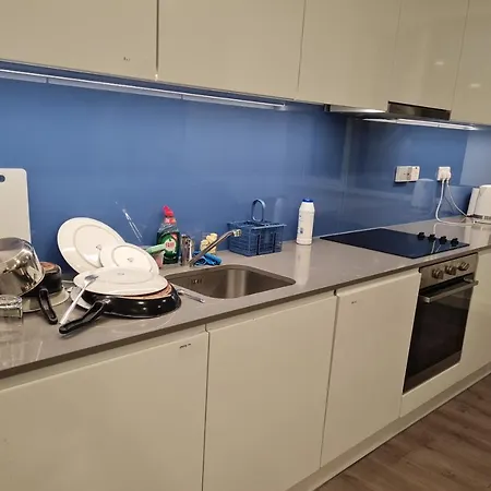 Apartment Ensuite For Ireland Students Only, - Sk Dublin