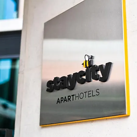 Staycity Street Aparthotel