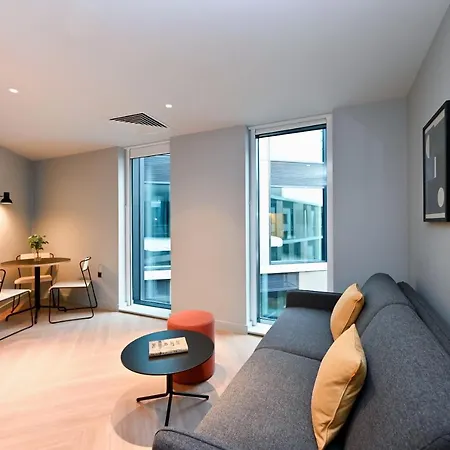 Staycity Street Aparthotel
