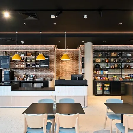 Staycity Street Aparthotel 4*