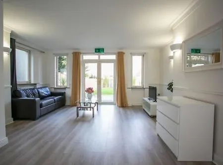 Pensjonat Merrion Road - Ballsbridge Townhouse 3*