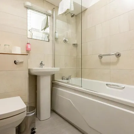 Barry's Hotell