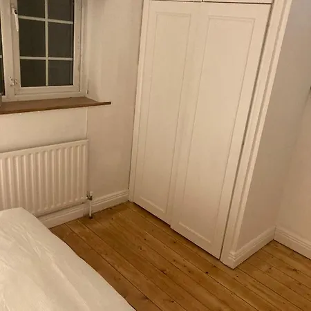 Entire Terraced Two Story Redbrick House With Parking In Secluded Cul De Sac * Dublin