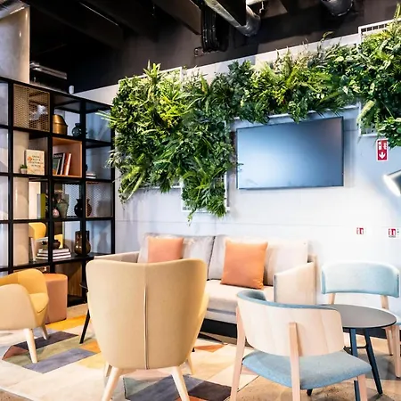 Lägenhetshotell Staycity Tivoli 4*