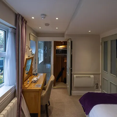 Roxford 3* Dublin