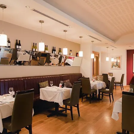 Hotel Brooks 4*