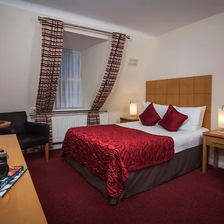Beresford Hotell 3*