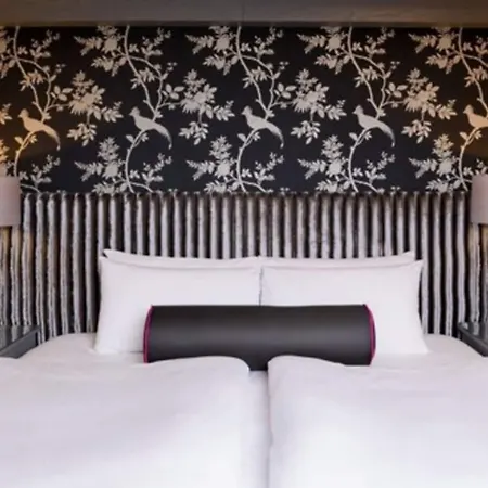 Hampton Hotel 4*