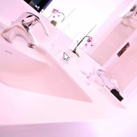 Hampton Hotel 4*