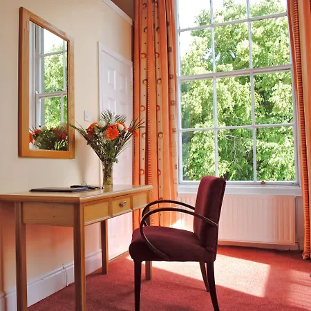 Morehampton Townhouse Hotel