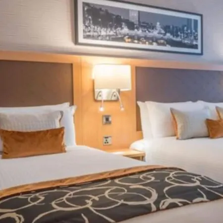 Clayton Hotel
