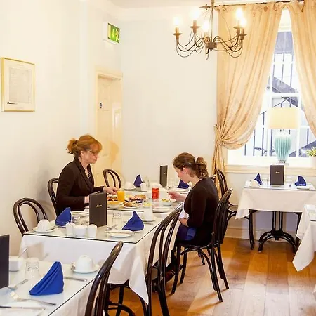 Hotel Baggot Court Townhouse 3*
