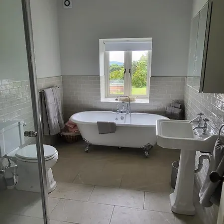 Holiday home The Coach House *
