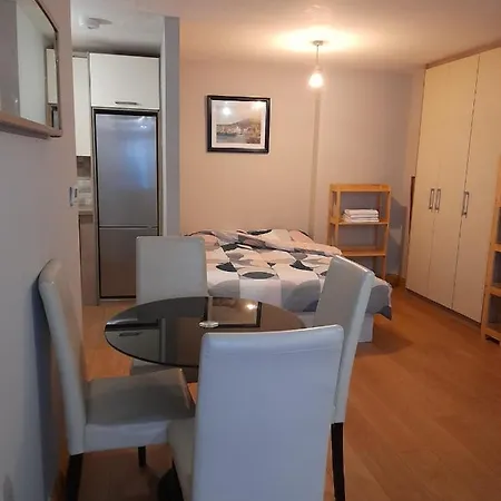 Orange Accomodation Apartment *