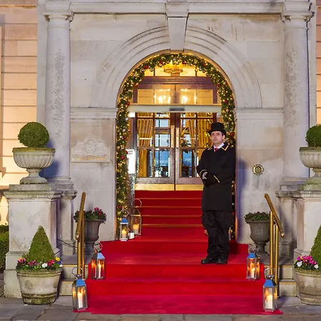 Szálloda Radisson Blu St. Helen's 5*