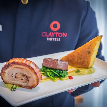 Clayton Cardiff Lane Hotel