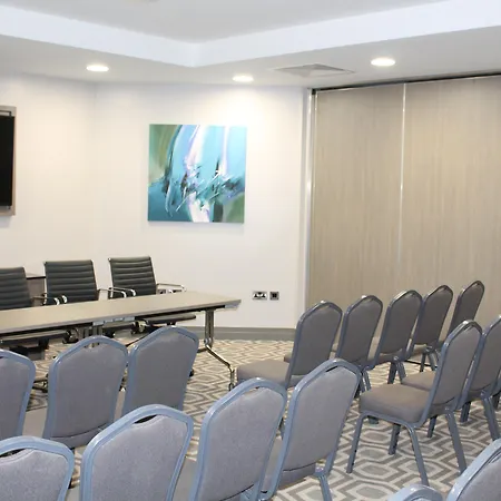 Maldron Pearse Street City מלון דבלין