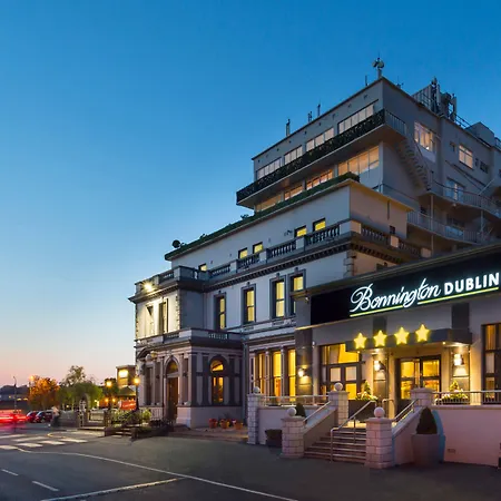 伯宁顿休闲中心酒店 酒店