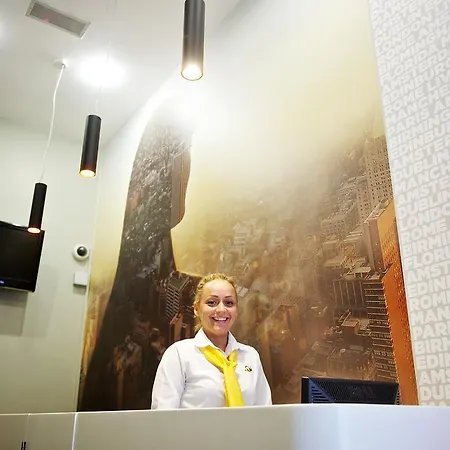 Aparthotel Staycity Millennium Walk