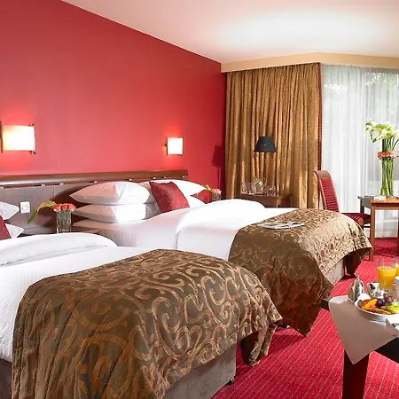 Skylon Hotel 4*